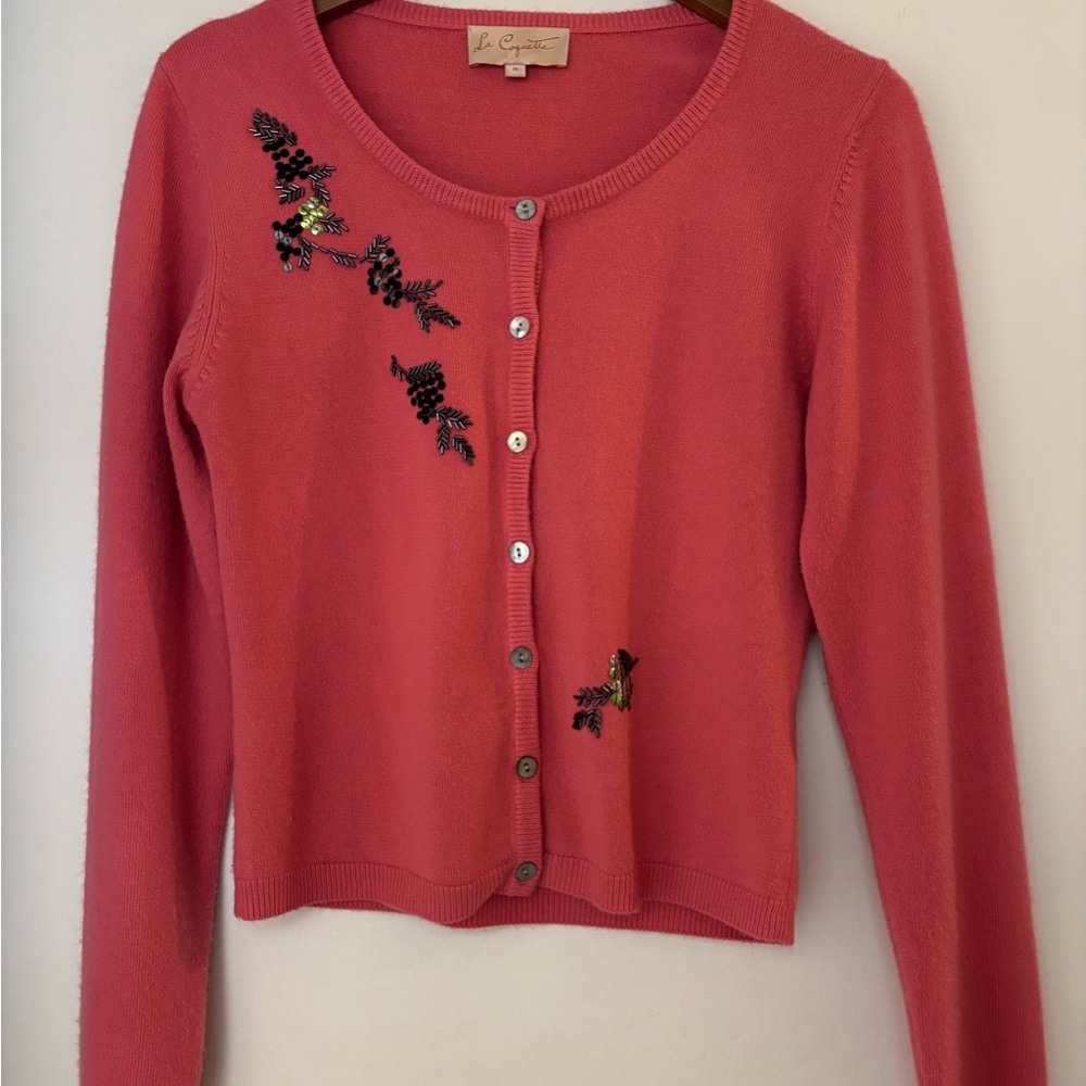Pink Cardigan Sweater with Floral Design and Close Fit